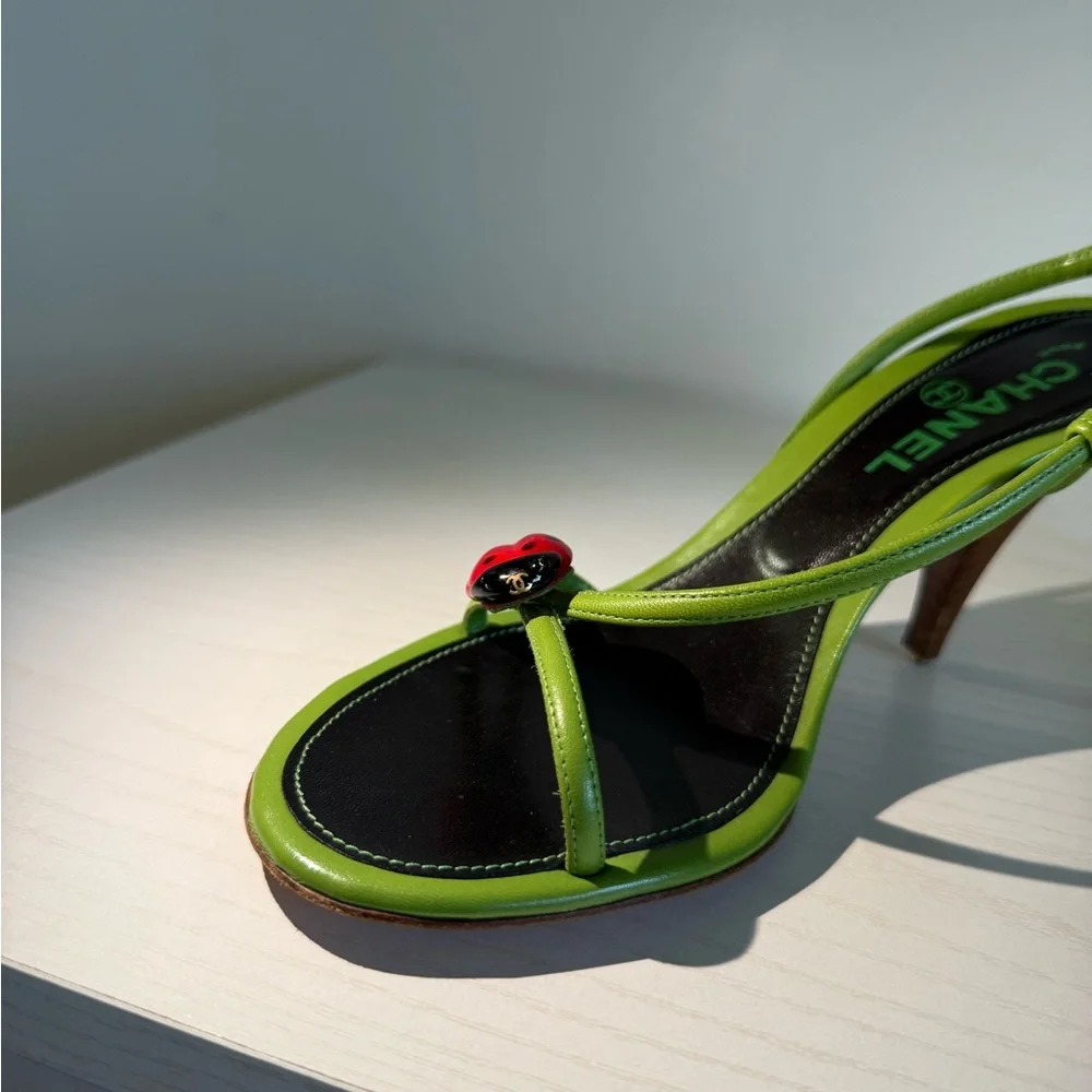 CHANEL women green